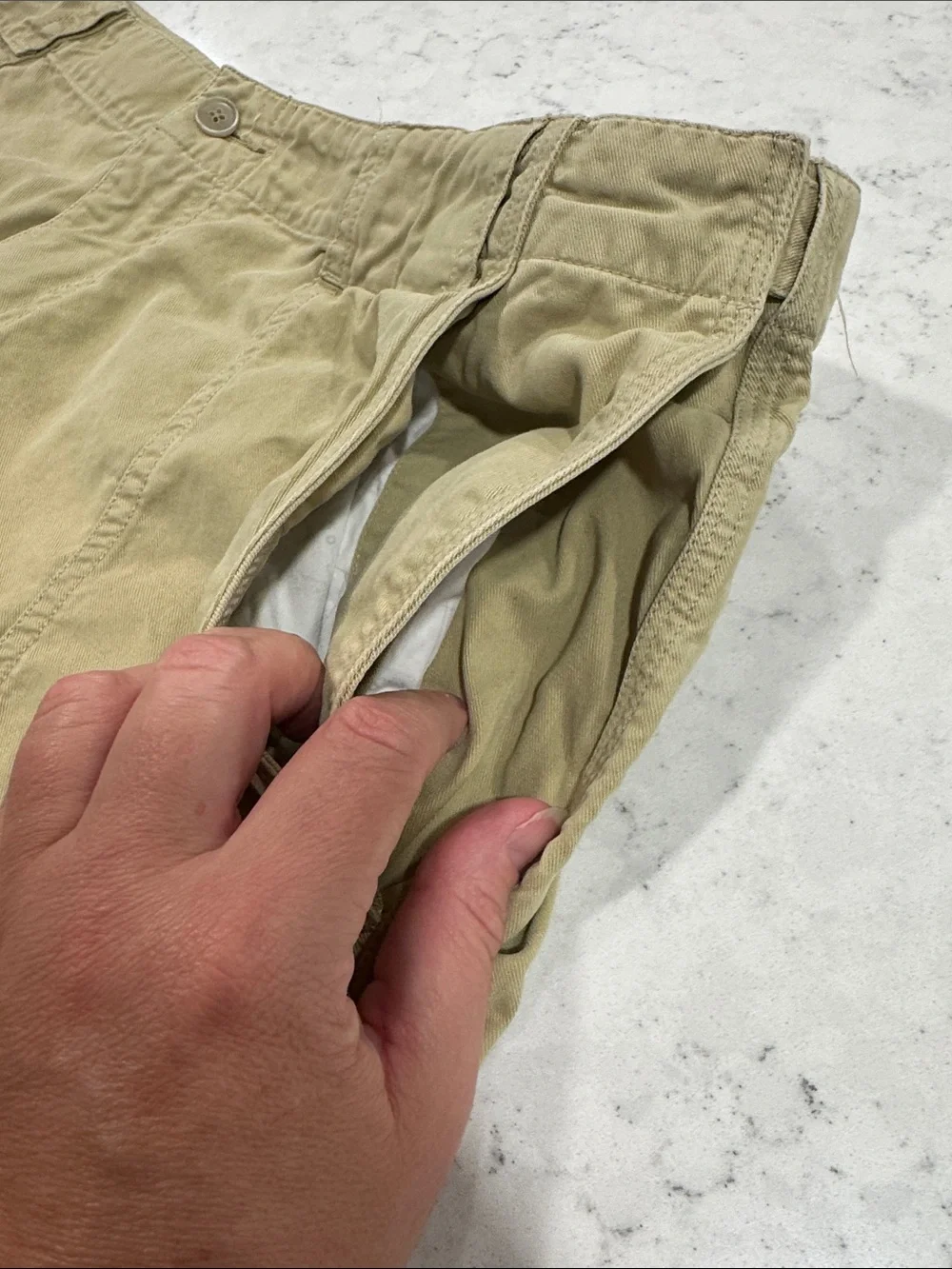 Tommy Bahama Relax Mens 38 Classic Khaki Soft Shorts Multi Pockets Elastic Waist